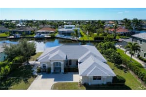 2810 Sw 25th St, Cape Coral
