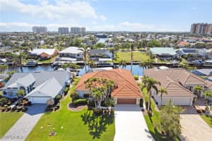 1438 Sw 54th Ter, Cape Coral