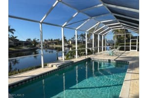 2124 Sw 40th Ter, Cape Coral