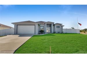 2216 Ne 15th Pl, Cape Coral