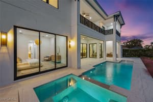 453 Parkhouse Ct, Marco Island