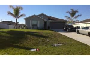 1618 Ne 34th Ln, Cape Coral