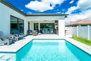 822 105th Ave N, Naples