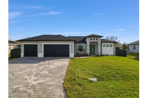 2724 Sw 4th Ln, Cape Coral