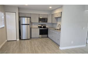 2450 Katherine St, Fort Myers