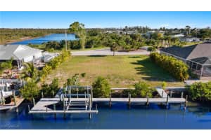 3801 Galt Island Ave, St James City