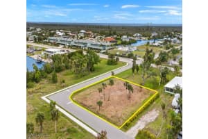 2770 Olive St, St James City