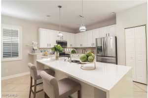 1920 Tarpon Bay Dr N 105, Naples
