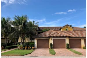 9832 Venezia Cir 1013, Naples