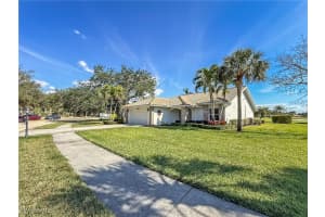 16101 Kelly Woods Dr, Fort Myers