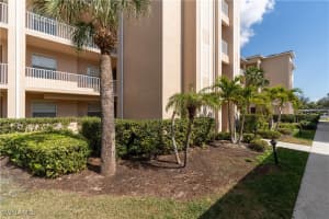 8490 Kingbird Loop 922, Estero