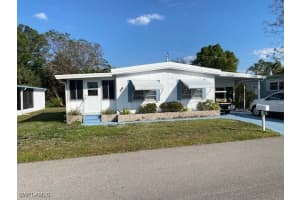 2738 Indianwood Dr, North Fort Myers