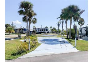 19681 Summerlin #207 Rd, Fort Myers