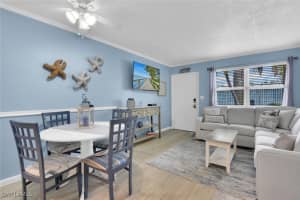 1295 Gulf Shore Blvd S 218, Naples