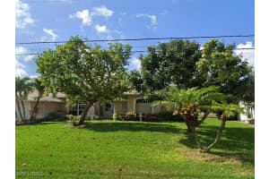 166 Se 16th Ter, Cape Coral