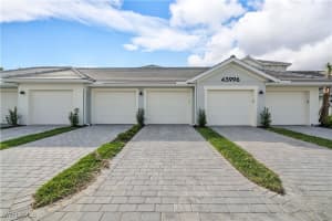 43996 Boardwalk Loop 1422, Punta Gorda
