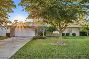 2347 Club House Rd, North Fort Myers