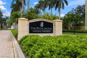 2748 Tiburon Blvd E C202, Naples