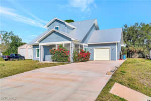 6171 Astoria Ave, Fort Myers