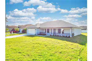 2314 Sw 18th St, Cape Coral