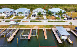 12130 Siesta Dr, Fort Myers Beach