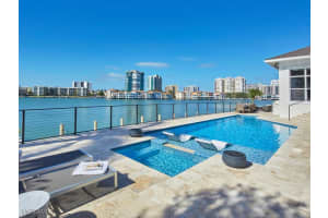 246 Mermaids Bight, Naples