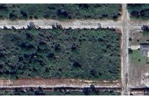 701 Camellia Dr, Indian Lake Estates