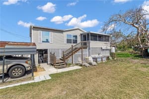 228 Mamie St, Chokoloskee 228 Mamie St, Chokoloskee