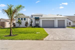 428 Sw 53rd Ter, Cape Coral