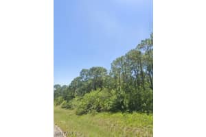 849 Morning Ln, Labelle