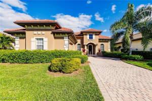 7684 Cottesmore Dr, Naples