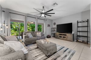 8163 Pacific Beach Dr, Fort Myers