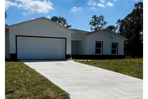 325 Hermosa Ave, Lehigh Acres