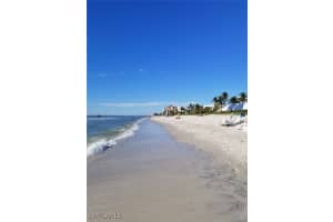 10475 Gulf Shore Dr 165, Naples