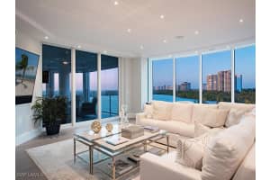 60 Seagate Dr 606, Naples