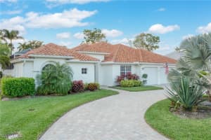 223 Silverado Dr, Naples
