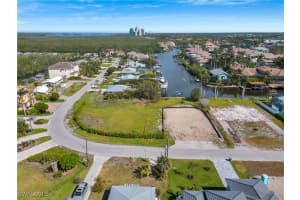 4884-4886 Esplanade St, Bonita Springs