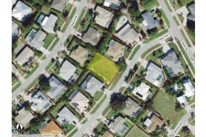 1364 Freeport Ave, Marco Island