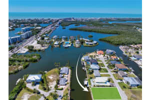 4853 Regal Dr, Bonita Springs