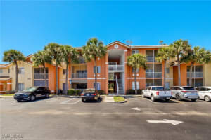 6401 Aragon Way 204, Fort Myers