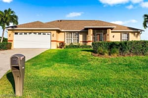 2701 Sw 21st Pl, Cape Coral