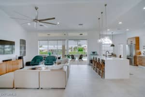 4126 Sw 22nd Ct, Cape Coral
