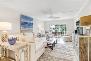333 4th Ave S 202, Naples
