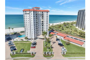 10701 Gulf Shore Dr 800, Naples
