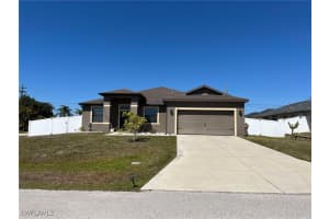 213 Sw 19th Ter, Cape Coral