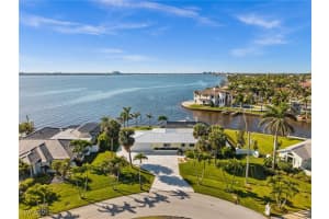 1600 Edith Esplanade, Cape Coral