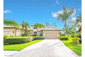 7563 Moorgate Point Way, Naples