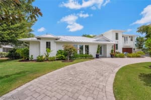200 Burning Tree Dr, Naples