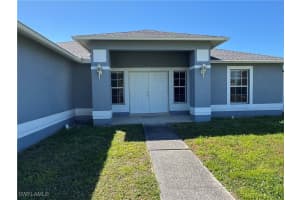 2144 Ne 28th St, Cape Coral