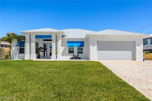 3632 Emerald Ave, St James City